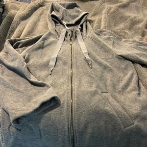 Lululemon Sz 8 grey oversized zip up hoodie. Fleece lined.